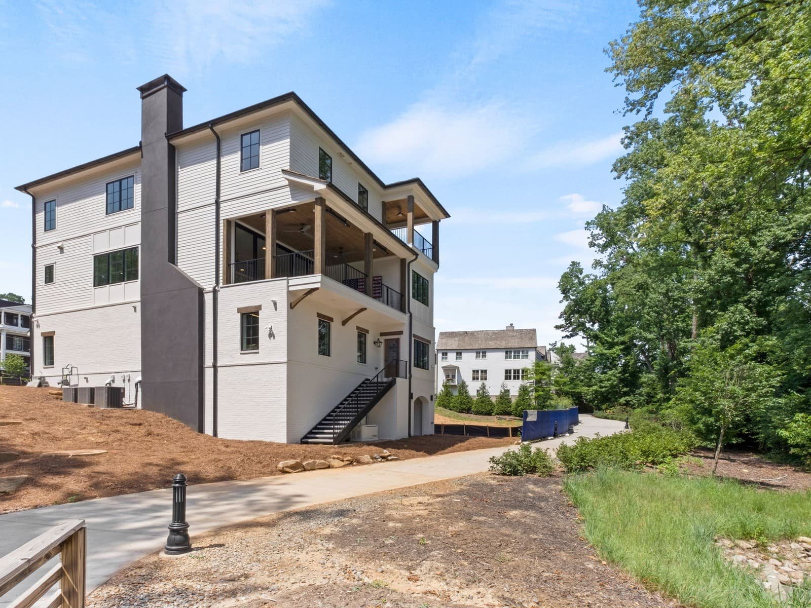 Alcovy Terrace - Image 4